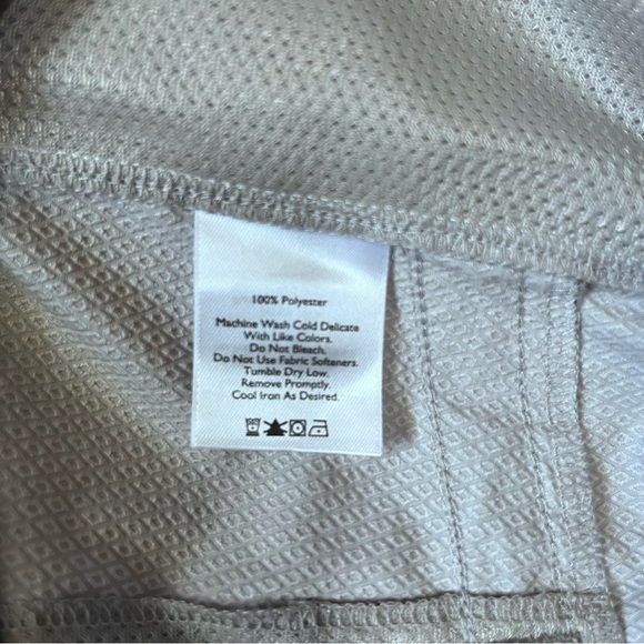 Eddie Bauer Carbon Gray Striped Explorer Shorts Size Medium NWT - Picture 8 of 13